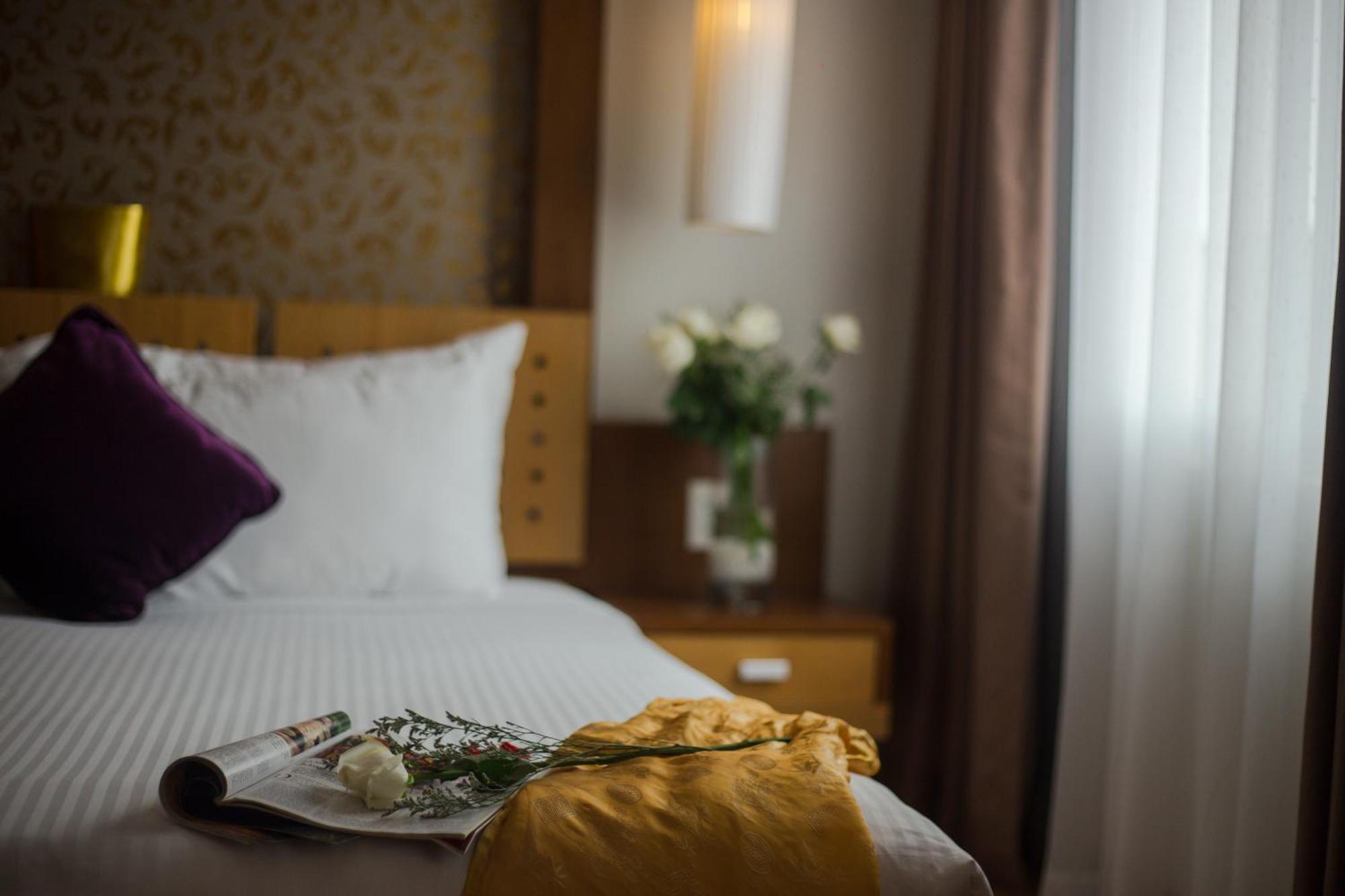Eliana Ruby Hotel & Travel Hanoi Szoba fotó